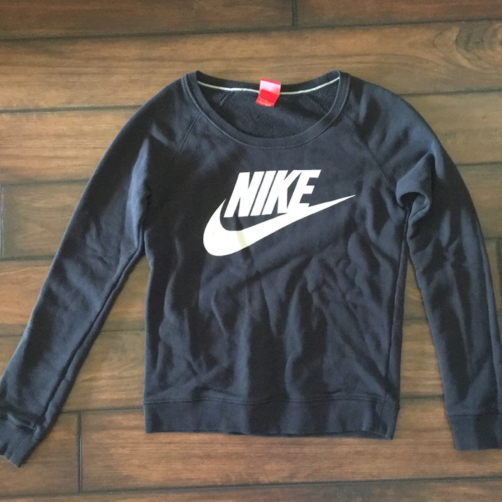 Black Nike Crew Sweatshirt